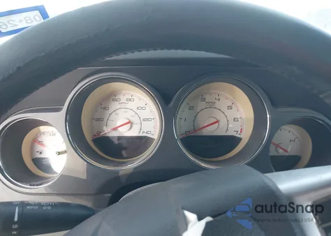 2012 Dodge Challenger Sxt z USA, uszkodzony, nr VIN 2C3CDYAG8CH285918